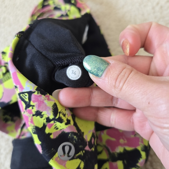 Lululemon Energy Bra *Medium Support, B–D Cups Inflect Floral Highlight Yellow - Picture 8 of 9